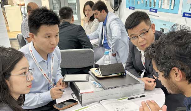 鴻嘉利閃耀2024歐洲智慧能源展丨聚焦創(chuàng)新技術，共筑全球碳中和未來(圖11)