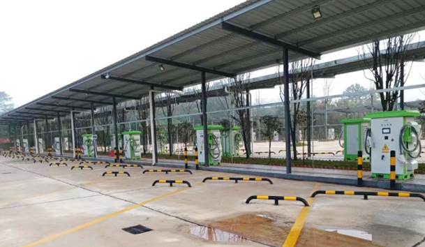 湖南芙蓉南路充電站120KW+240KW雙槍直流充電樁項目案例